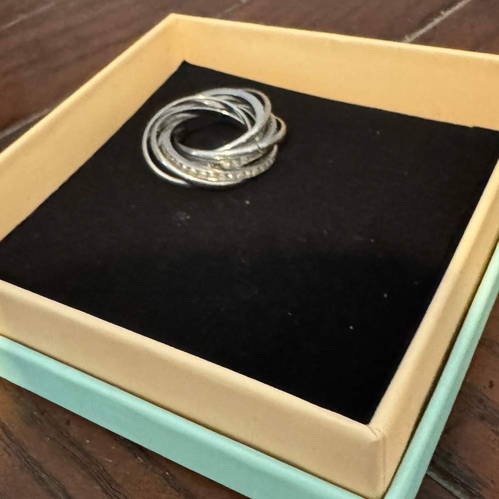 Dkny Silver And Rhinestone 6-Stack Ring, Size 8 - image 4